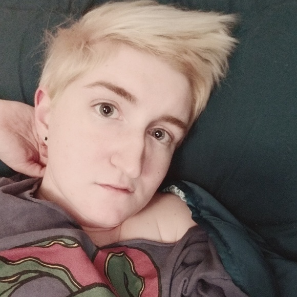 Meet your Posher, Dylan - Picture 4 of 4